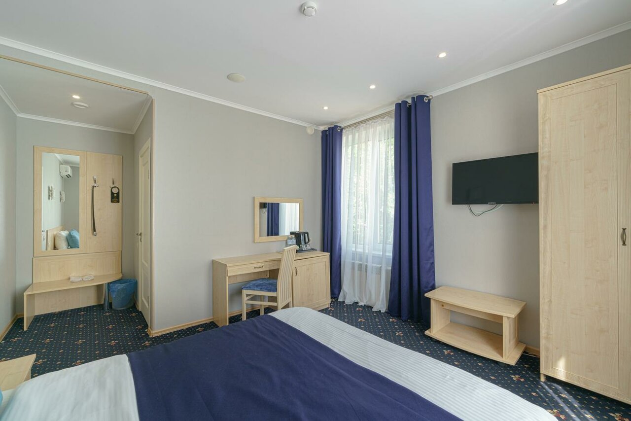 Гостиница Мира Москва-150