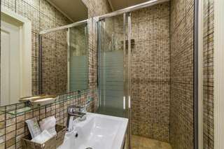 Гостиница Мира Москва Бюджетный двухместный номер с 2 отдельными кроватями-5