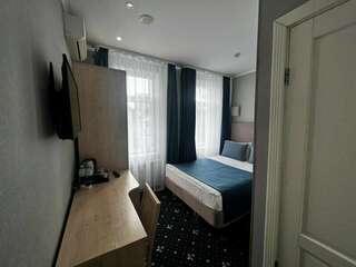 Гостиница Мира Москва Бюджетный двухместный номер с 1 кроватью-2