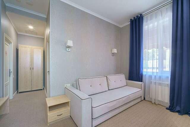 Гостиница Мира Москва-105