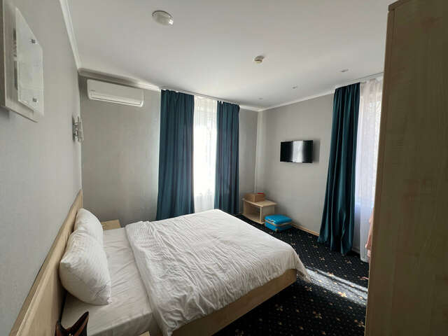 Гостиница Мира Москва-202